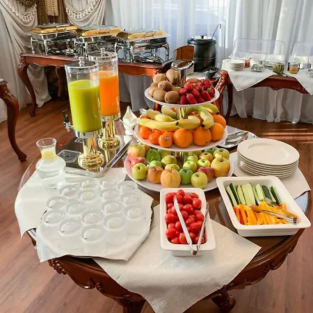 Gregory Hotel Dendrarium Park Otel Kişinev